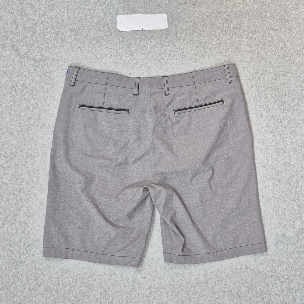 Tommy Bahama Men Shorts 36 Gray Chino Casual 10